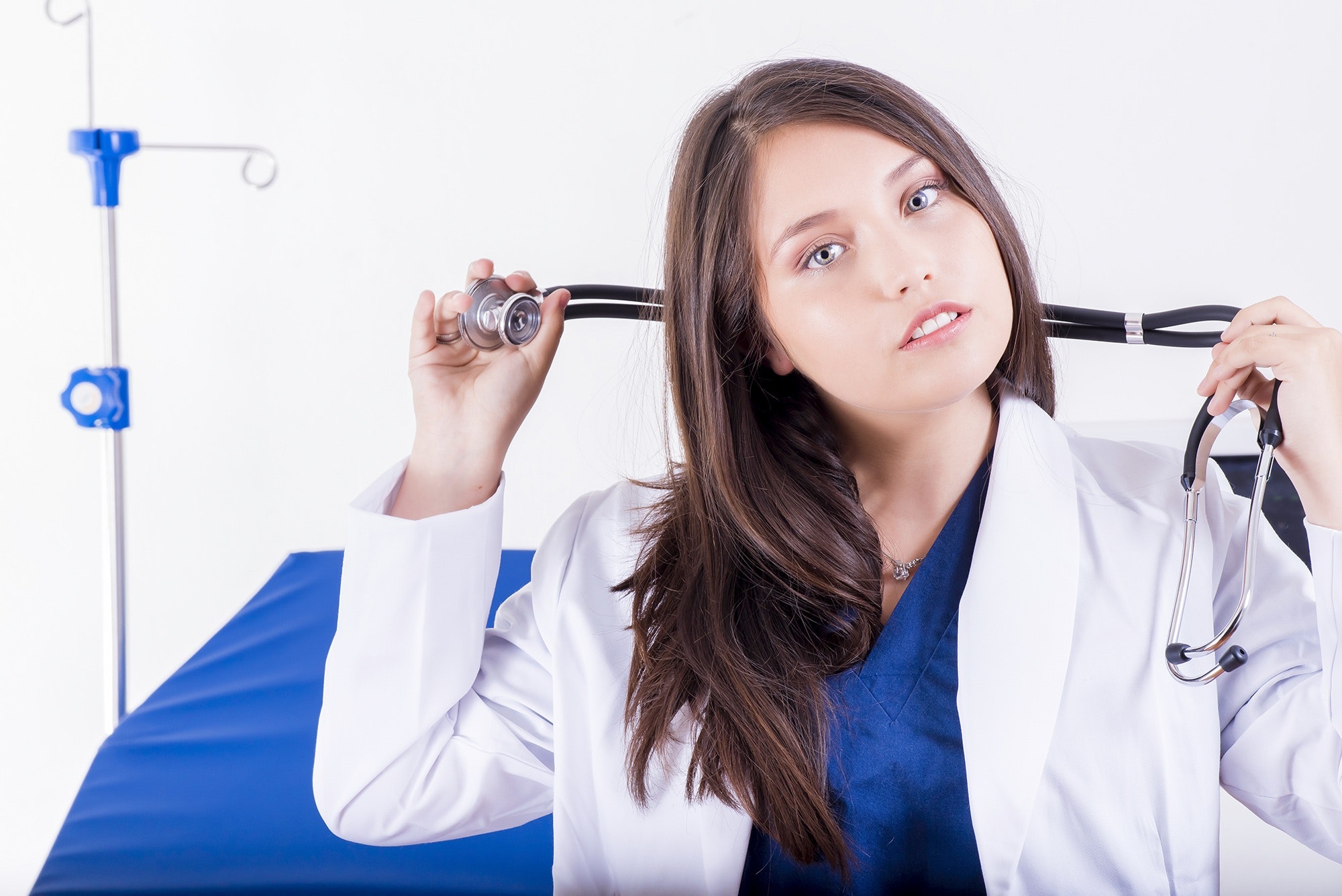 Läkare med stetoskop